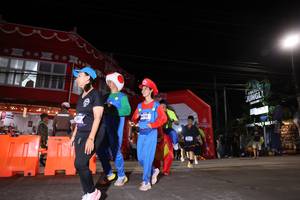 BIB: 4758
                            <button type="button" onclick="openModal(26262238)" class="btn btn-primary btn-sm float-right btn-popup" data-toggle="modal" data-target=".modal-high-quality">
                        <i class="fas fa-shopping-cart"></i> Add to Cart
                    </button>
                                            <button type="button" onclick="isThisMe(26262238, true)" class="btn btn-success btn-sm float-right btn-popup btn-isme hidden" data-toggle="tooltip" data-placement="bottom" title="นี่คือรูปของคุณใช่ไหม คลิกที่นี่เพื่อเอาเข้าอัลบั้ม">
                        <i class="fas fa-plus"></i> Add to album
                    </button>
                    <button type="button" onclick="isThisMe(26262238, false)" class="btn btn-warning btn-sm float-right btn-popup btn-isnotme hidden">
                        <i class="fas fa-ban"></i> Remove from album
                    </button>